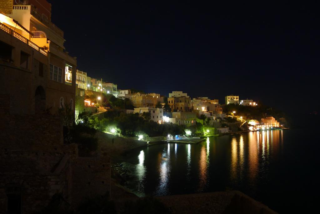 Apollonos Seafront Apartment 埃尔莫波利斯 外观 照片